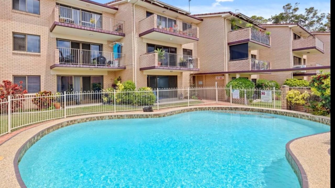 Seascapeatalexbeach Budget Accomodation Alexandra Headland Eksteriør billede